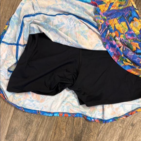 Dona Jo Golf Pickleball skort - Picture 5 of 6